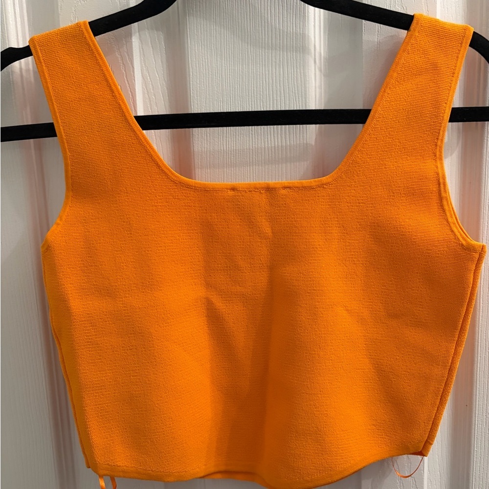 House of Harlow 1960 Bright Orange Crop Top - Picture 4 of 5
